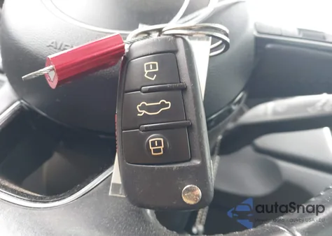 2016 Audi Q3 2.0T Premium Plus z USA, uszkodzony, nr VIN WA1EFCFS7GR001791